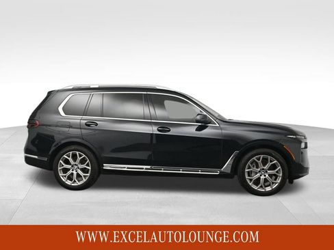Used 2023 BMW X7 xDrive40i w/ Premium Package image 7