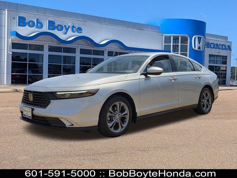 Used 2024 Honda Accord EX image 1