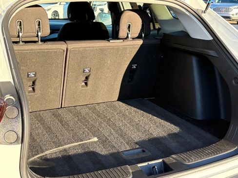 Used 2025 Chevrolet Trax LS image 33