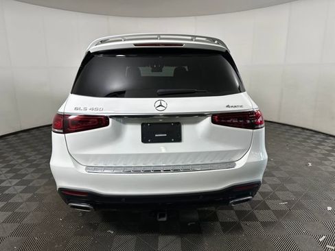 Used 2022 Mercedes-Benz GLS 450 4MATIC image 4