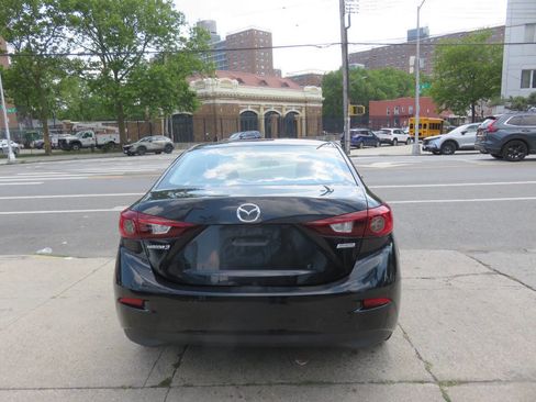 Used 2014 MAZDA MAZDA3 i SV image 7
