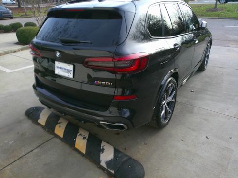 Used 2020 BMW X5 M50i w/ Executive Package image 16