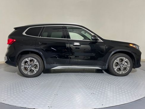 Used 2025 BMW X1 xDrive28i w/ Technology Package image 8