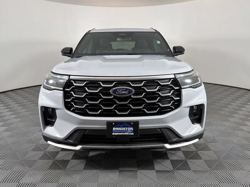 Used 2025 Ford Explorer Platinum w/ Ultimate Package AWD/4WD image 8