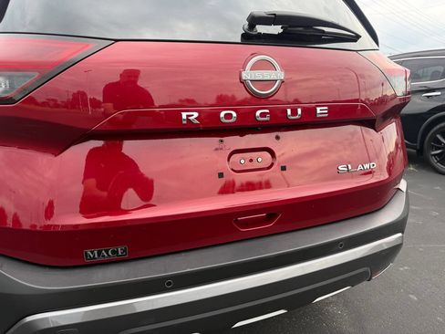 Used 2023 Nissan Rogue SL AWD/4WD image 7