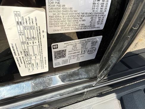 Used 2022 GMC Sierra 1500 AT4 w/ AT4 Carbonpro Edition AWD/4WD image 37