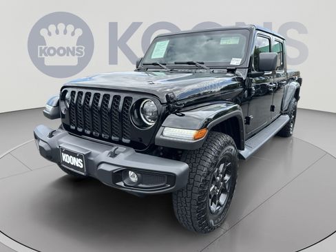 Used 2023 Jeep Gladiator Overland AWD/4WD image 1