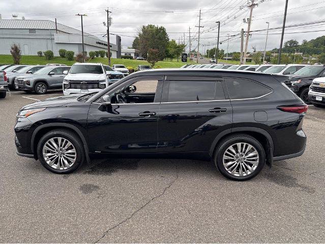 Used 2025 Toyota Highlander Platinum AWD/4WD image 15