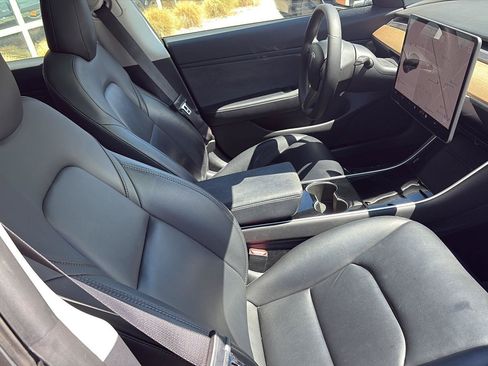 Used 2019 Tesla Model 3 Performance AWD/4WD image 12