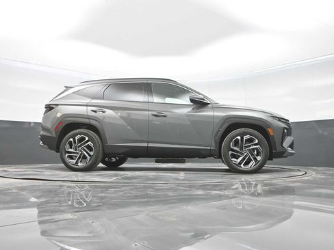 New 2026 Hyundai Tucson Limited image 37