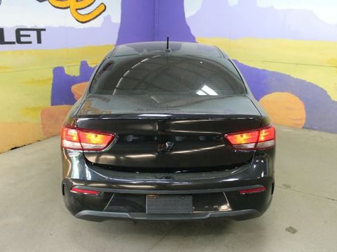 Used 2023 Kia Rio LX FWD image 7