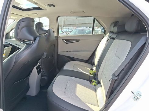 New 2025 Kia Niro Wave w/ Wave Preserve Package image 5