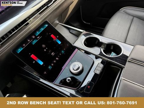 Used 2025 Cadillac Escalade ESV Sport w/ LPO, ONYX Package AWD/4WD image 29