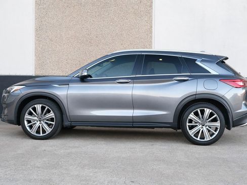 Used 2022 INFINITI QX50 Sensory image 6