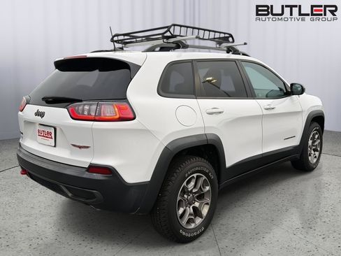 Used 2022 Jeep Cherokee Trailhawk w/ Premium Leather Package AWD/4WD image 6