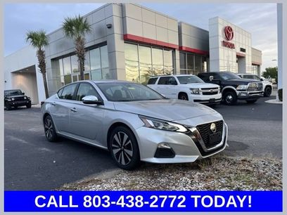 Used 2022 Nissan Altima 2.5 SV