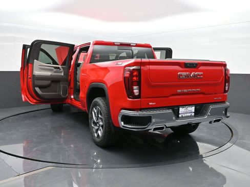 Used 2024 GMC Sierra 1500 SLE w/ Preferred Package image 53