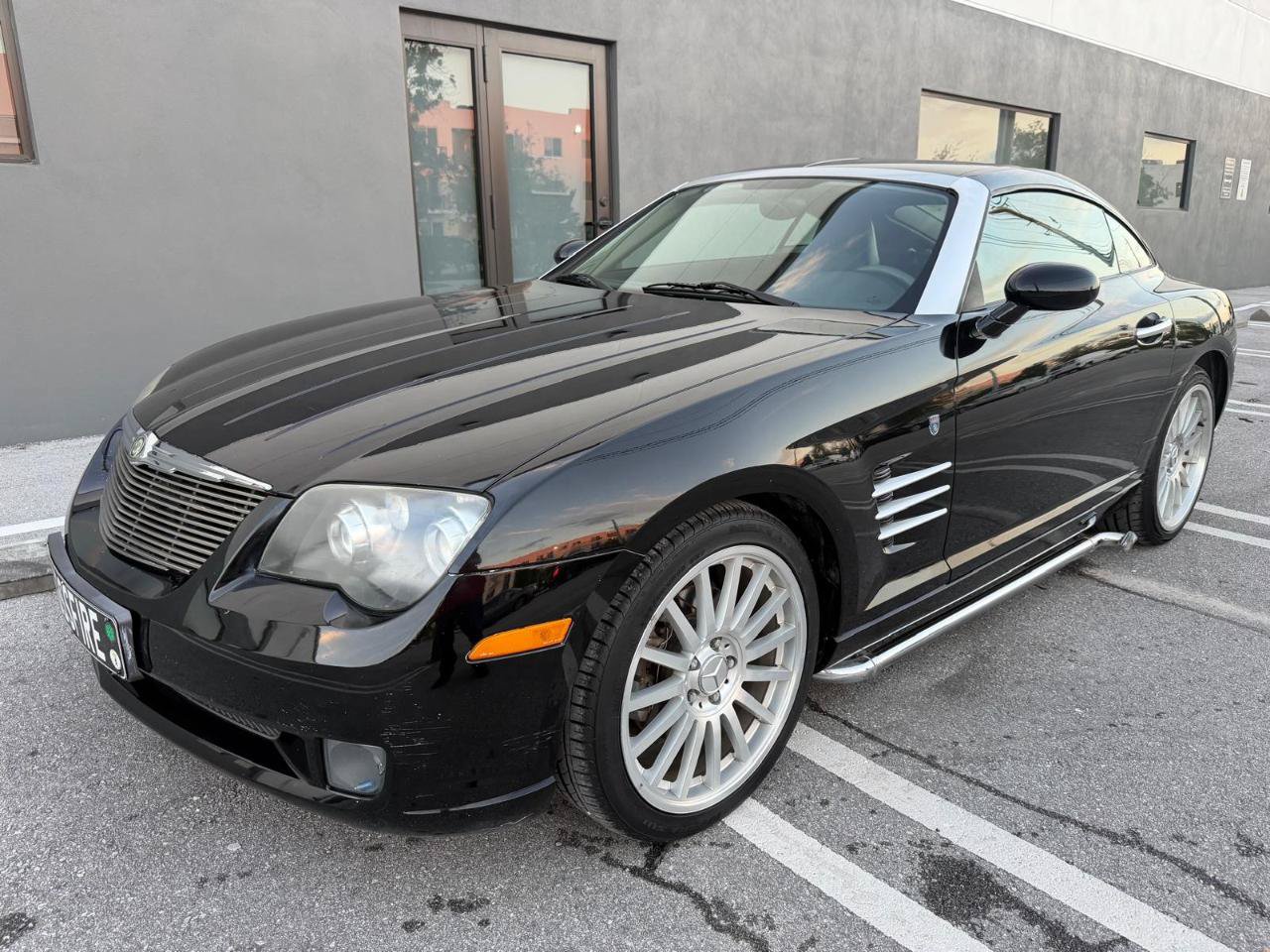 Used 2004 Chrysler Crossfire Coupe RWD image 3