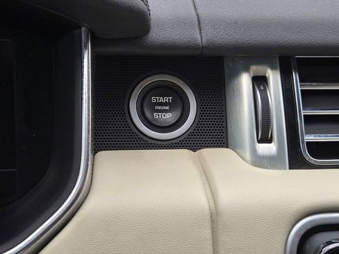 Used 2020 Land Rover Range Rover HSE AWD/4WD image 25
