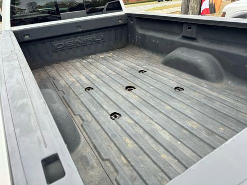 Used 2018 GMC Sierra 3500 Denali w/ Duramax Plus Package image 36