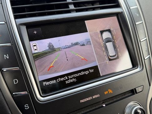 Used 2019 Lincoln Nautilus Reserve FWD image 20