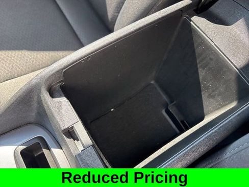 Used 2024 Chevrolet Malibu LT image 28