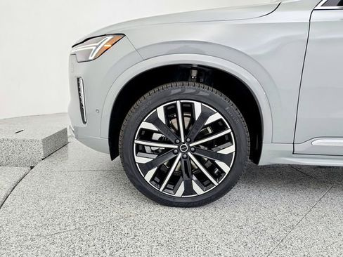 New 2026 Volvo XC90 B6 Plus w/ Protection Package Premier image 26