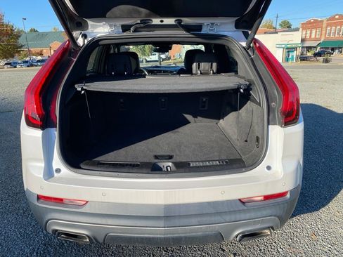 Used 2019 Cadillac XT4 Premium Luxury w/ Cold Weather Package image 16