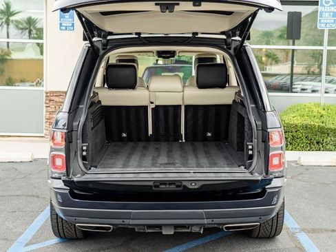 Used 2021 Land Rover Range Rover Autobiography image 23