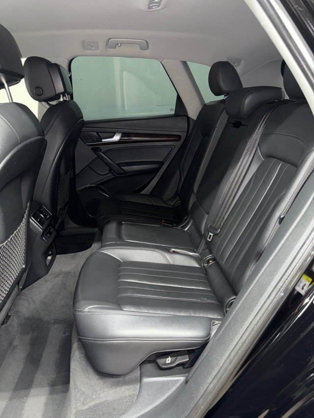 Used 2019 Audi Q5 2.0T Premium AWD/4WD image 34