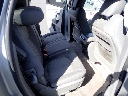 Used 2012 Chevrolet Traverse LT image 14