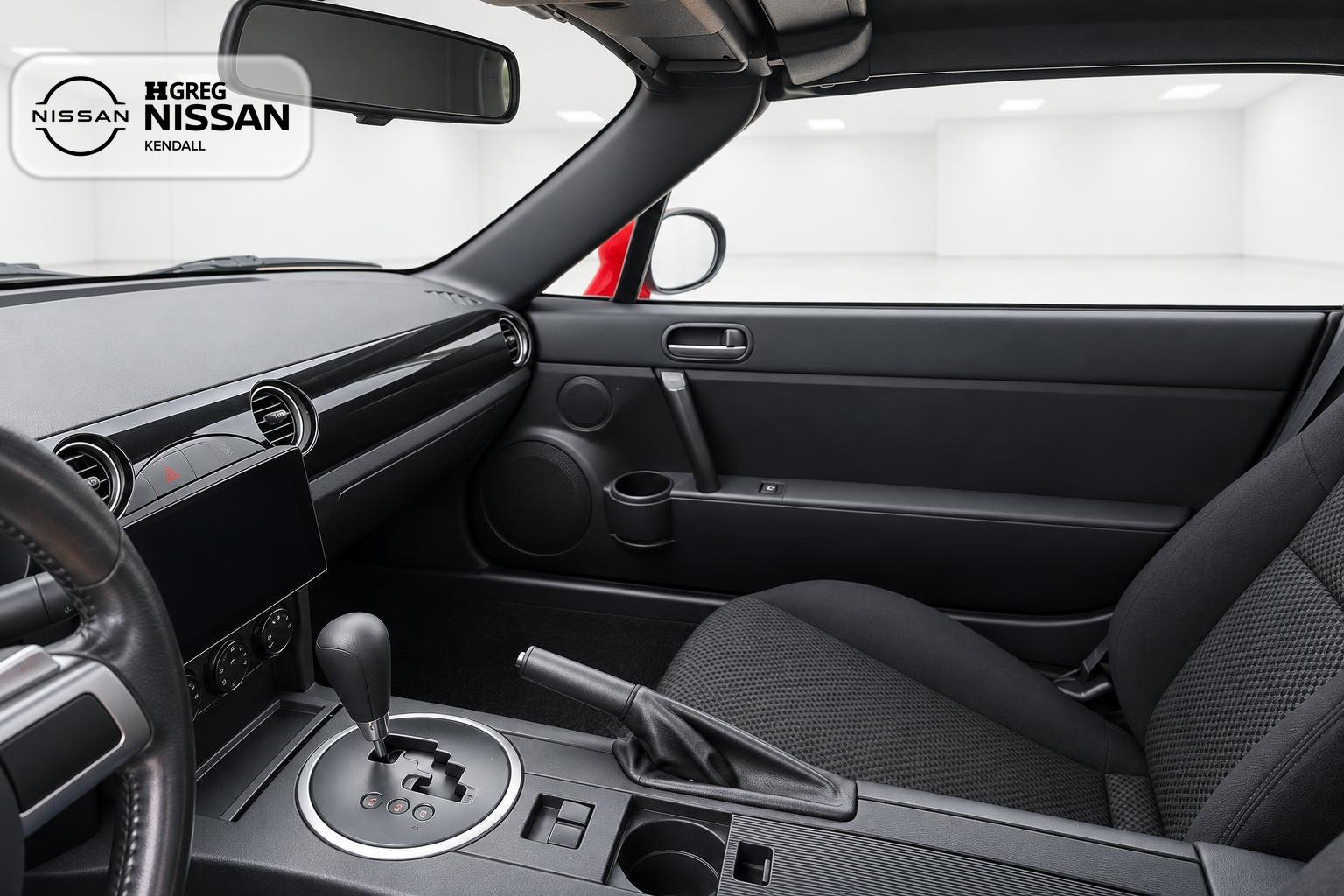 Used 2006 MAZDA MX-5 Miata Touring w/ Appearance Pkg RWD image 7