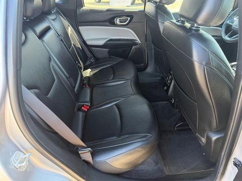 Used 2024 Jeep Compass Limited AWD/4WD image 16