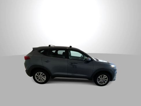 Used 2017 Hyundai Tucson SE w/ SE Popular Package 02 AWD/4WD image 9