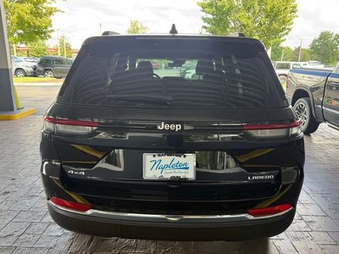 New 2025 Jeep Grand Cherokee Laredo w/ Luxury Tech Group I image 8