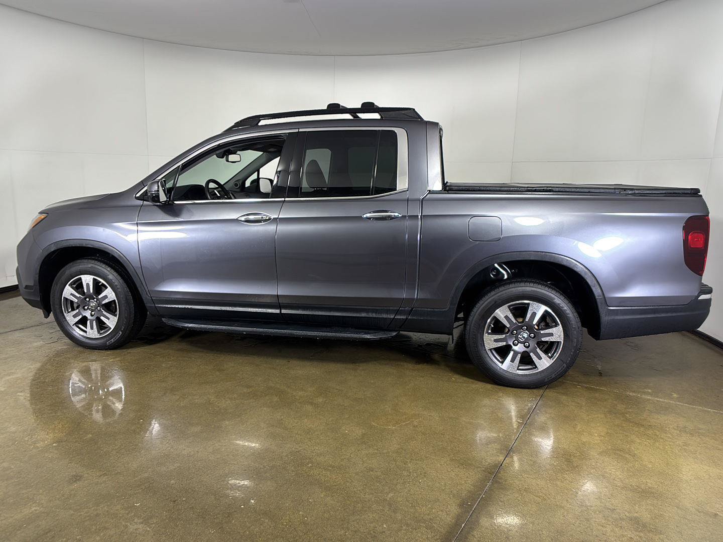 Used 2017 Honda Ridgeline RTL-E image 18