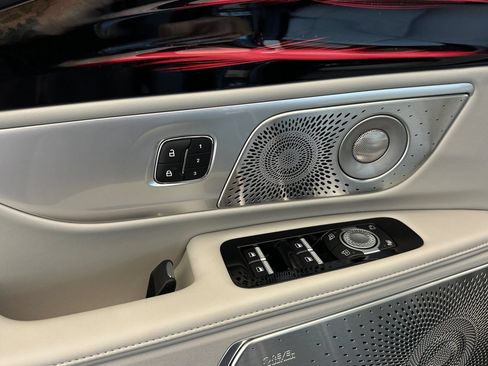New 2026 Lincoln Nautilus Reserve AWD/4WD image 10