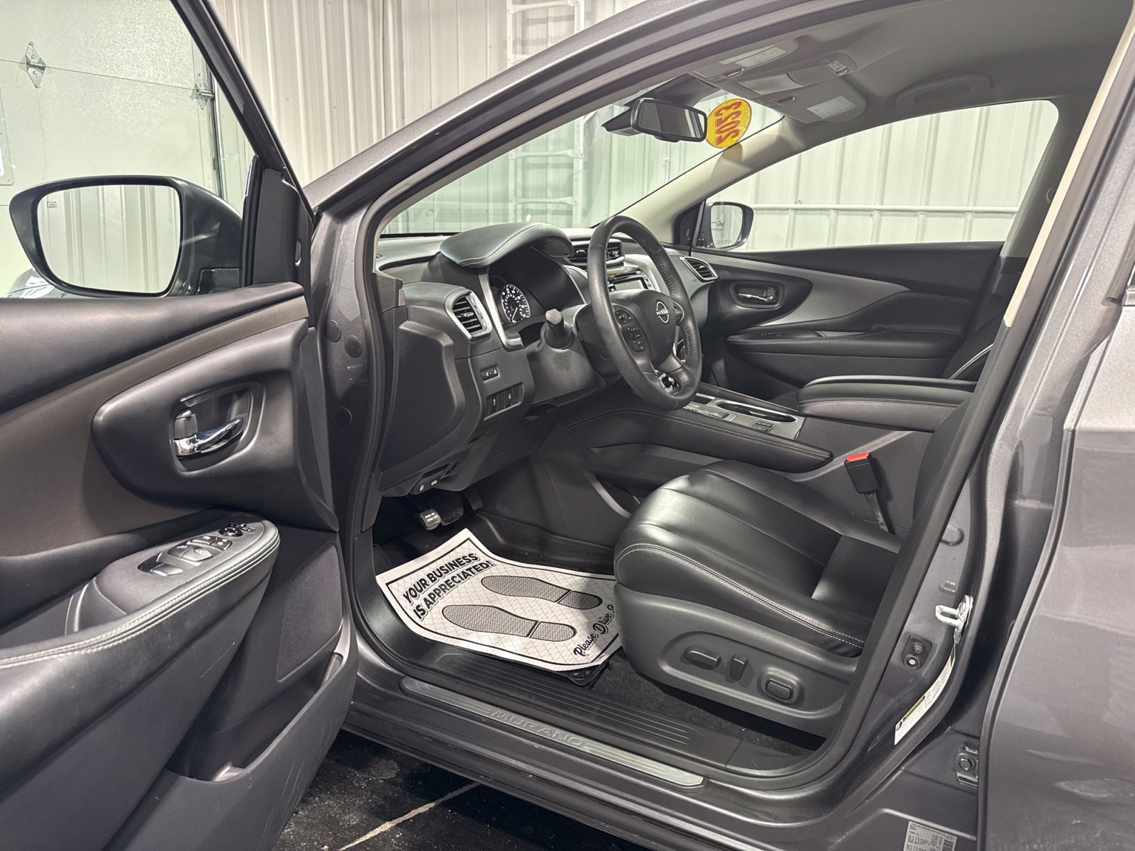 Used 2023 Nissan Murano SV FWD image 21