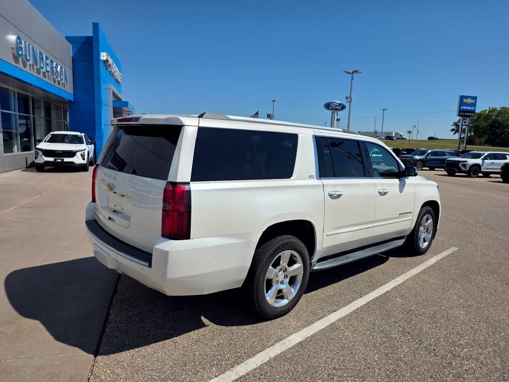 Used 2015 Chevrolet Suburban LTZ AWD/4WD image 8