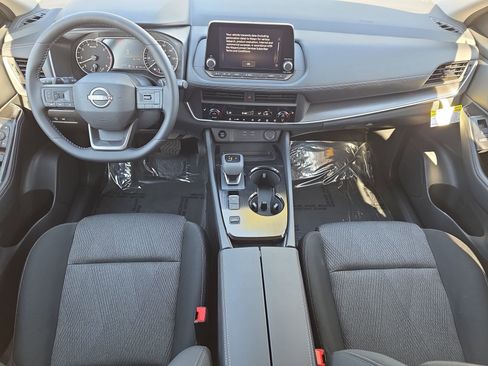 New 2026 Nissan Rogue SV w/ Cold Weather Package FWD image 9