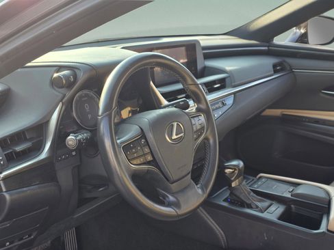 Used 2019 Lexus ES 350 image 10