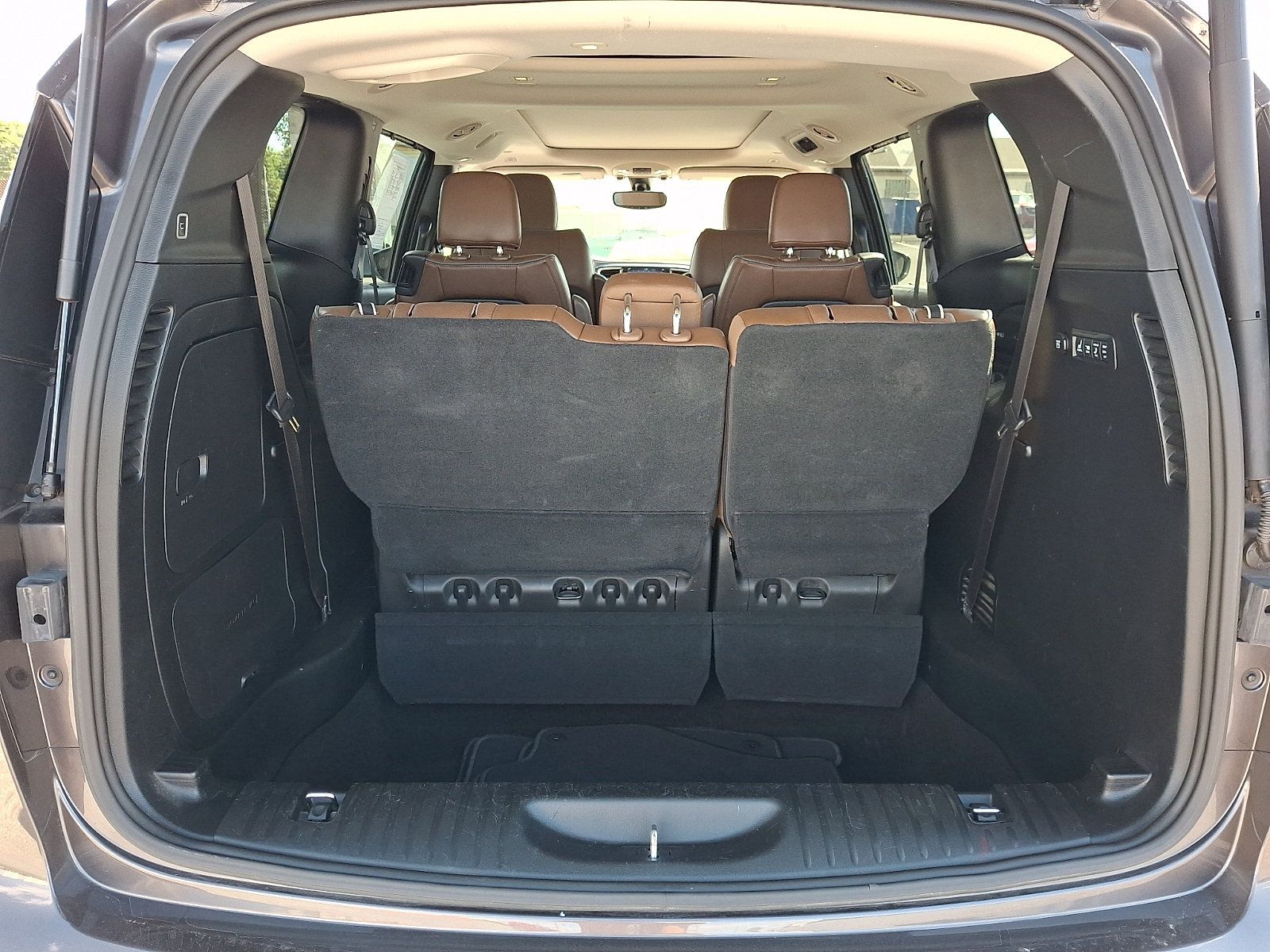 Used 2018 Chrysler Pacifica Limited FWD image 31