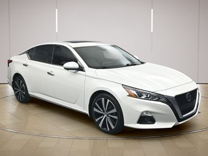 Used 2021 Nissan Altima 2.5 Platinum