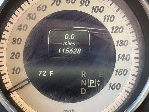 Used 2015 Mercedes-Benz E 350 4MATIC Sedan image 14