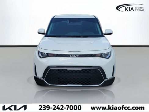 Certified 2025 Kia Soul S FWD image 2