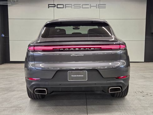 New 2026 Porsche Cayenne Coupe AWD/4WD image 7