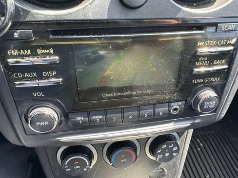 Used 2015 Nissan Rogue S w/ Convenience Package AWD/4WD image 12