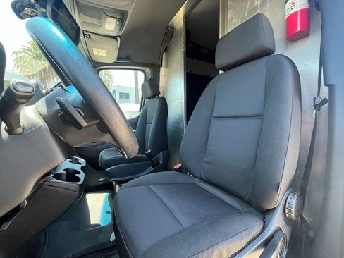 Used 2019 Mercedes-Benz Sprinter 170 image 12