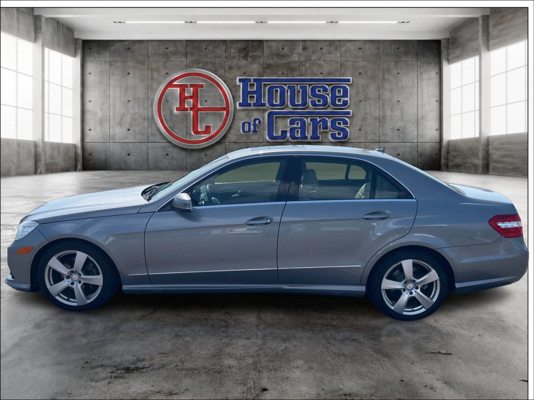 Used 2010 Mercedes-Benz E 350 4MATIC Sedan image 8