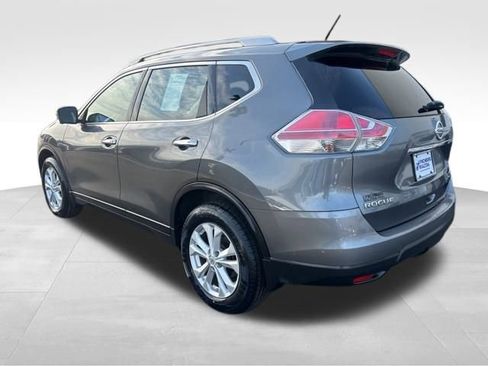 Used 2014 Nissan Rogue SV w/ SV Premium Package image 3